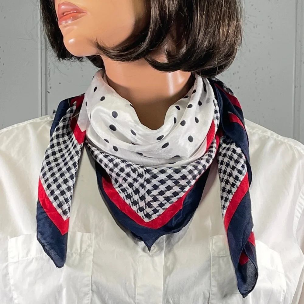 Vintage CLUB 7 ECHO Women’s Graphic Scarf